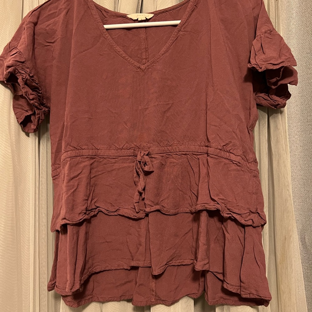 Assorted tops